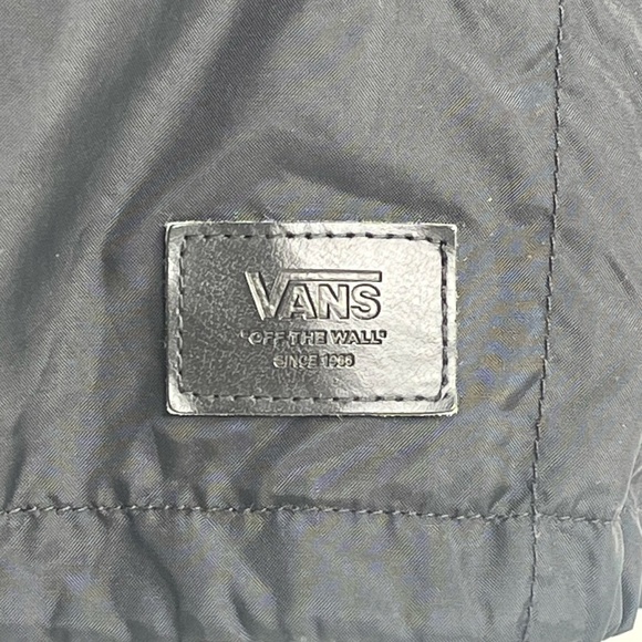 Black Vans Light Weight Mens Jacket Size Medium - Picture 3 of 4